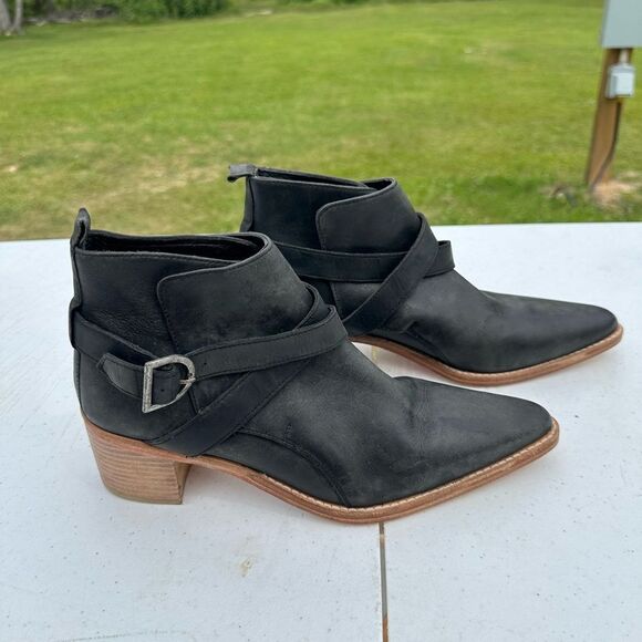 Free People Black Leather Ankle Boots - Picture 1 of 7
